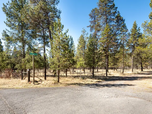 17455 Cedar Ct #10, Bend, OR 97707