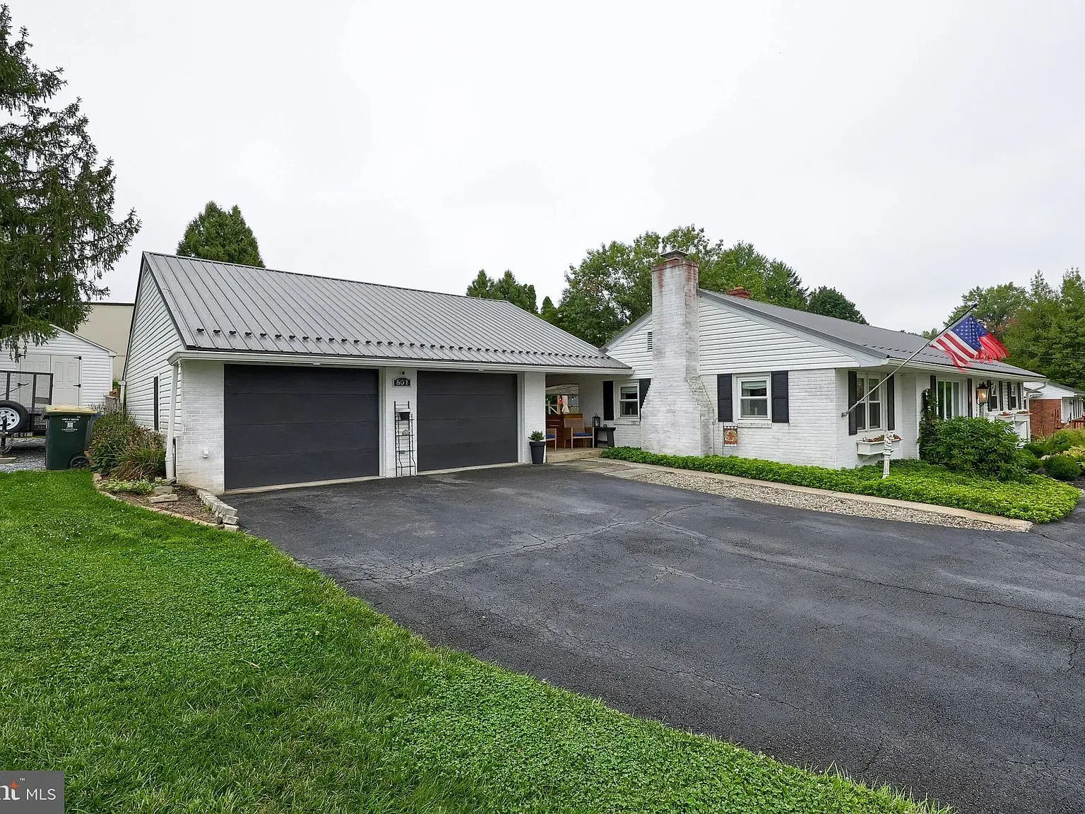501 Longfellow Dr - 1 — Photo 1