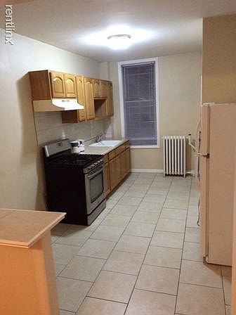 2nd image of 6015 67th Ave