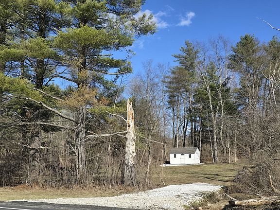 3rd image of 1460 Cold Spring Rd