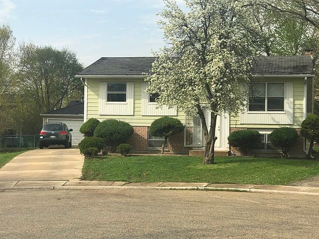 1st image of 605 Ponderosa Dr