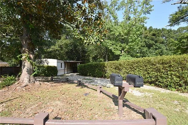 3 bed, 1120 sqft, $1,300 — Photo 1