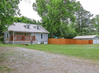 614 Stewart St, Tuscumbia, AL 35674