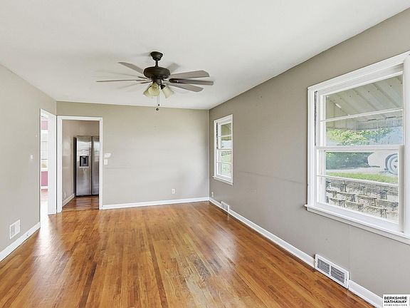 5th image of 3115 Grebe St