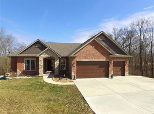 302 Schaper Rd, Foristell, MO 63348