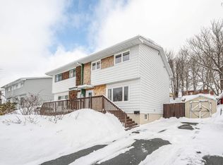 32 Polara Dr, Lower Sackville, NS B4C 2B6