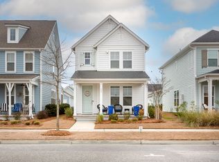 555 Blueway Ave, Summerville, SC 29486