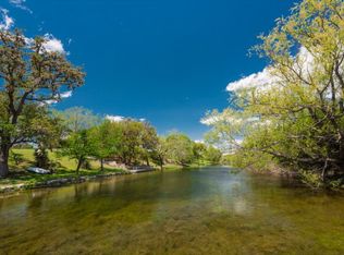 1802 S Sisterdale Rd, Boerne, TX 78006
