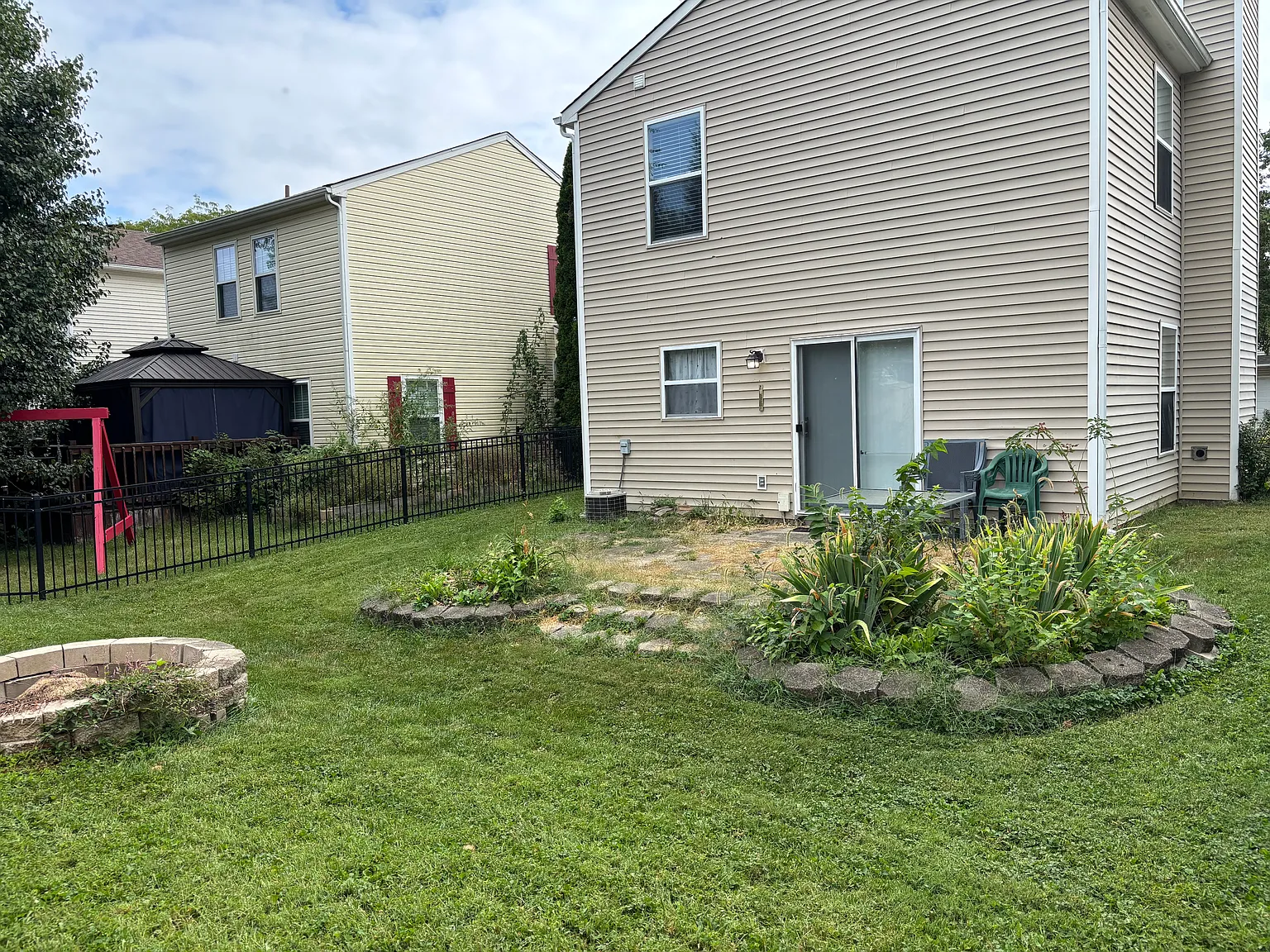 16713 Lowell Dr — Photo 4