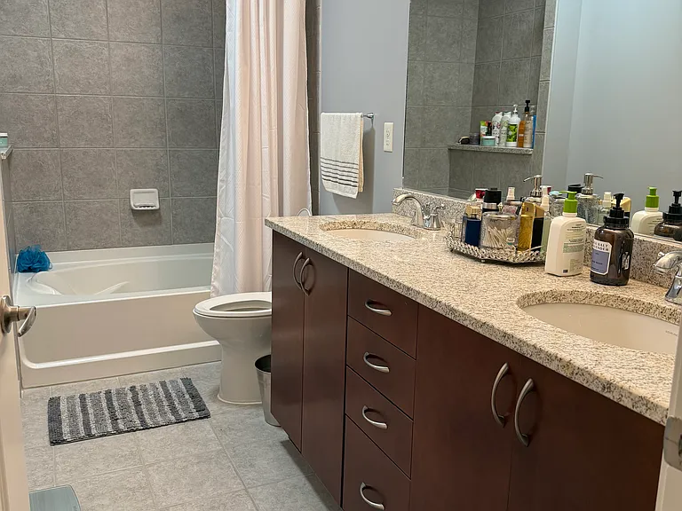 400 W Peachtree St NW #3606 — Photo 11