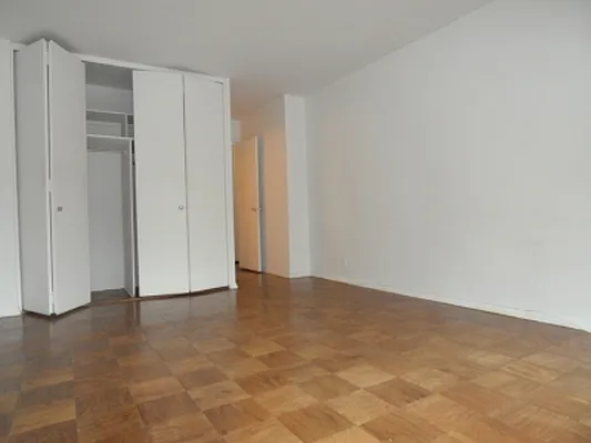 Rented by Citi Habitats | media 17