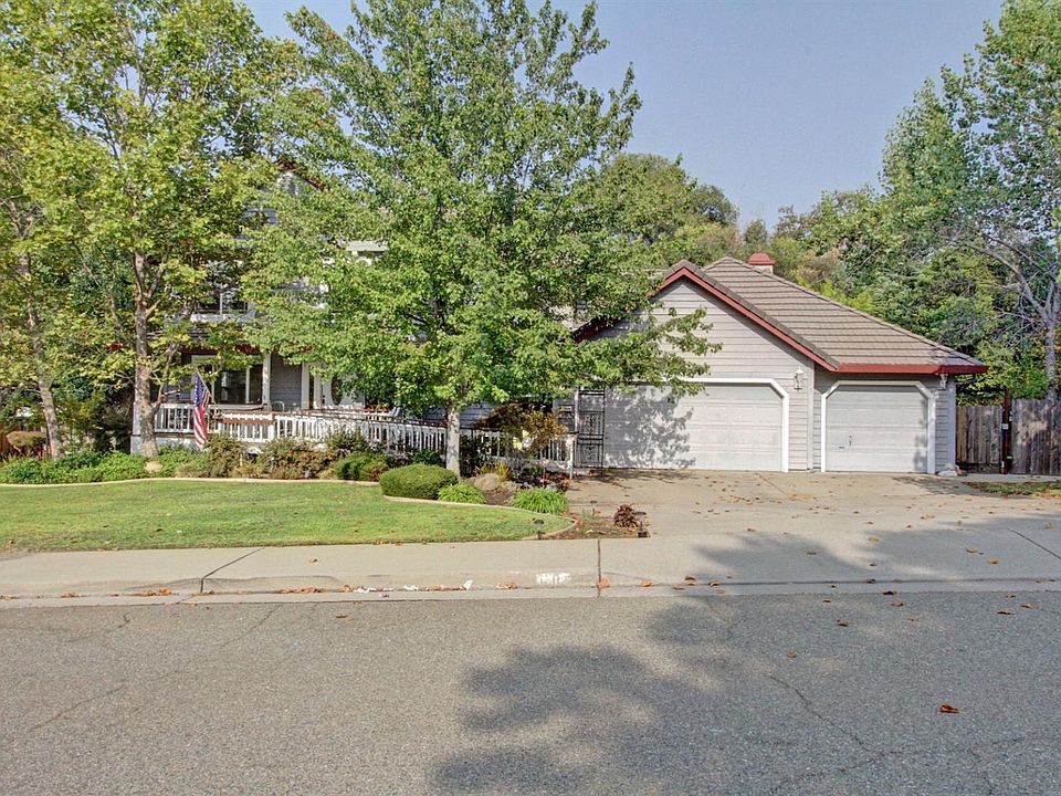 2nd image of 1218 Vintage Way