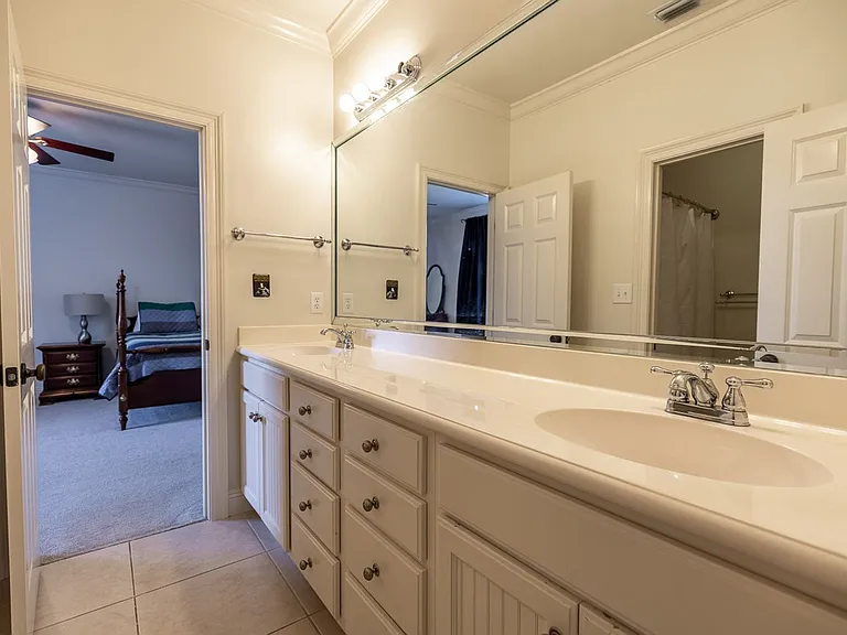 7316 Northbrook Cir — Photo 27