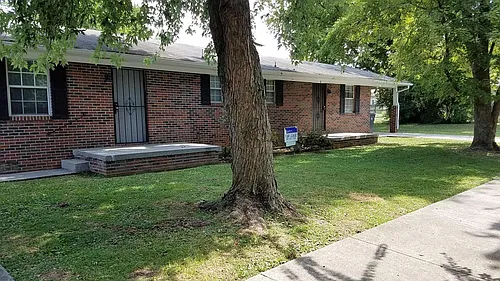 300 E Morelia Ave #B Photo 1