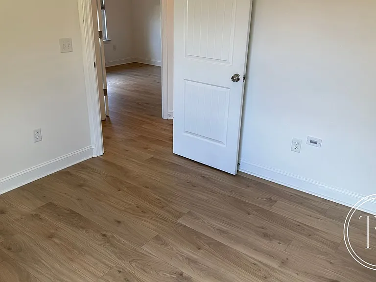 500 Thorp Cir — Photo 14