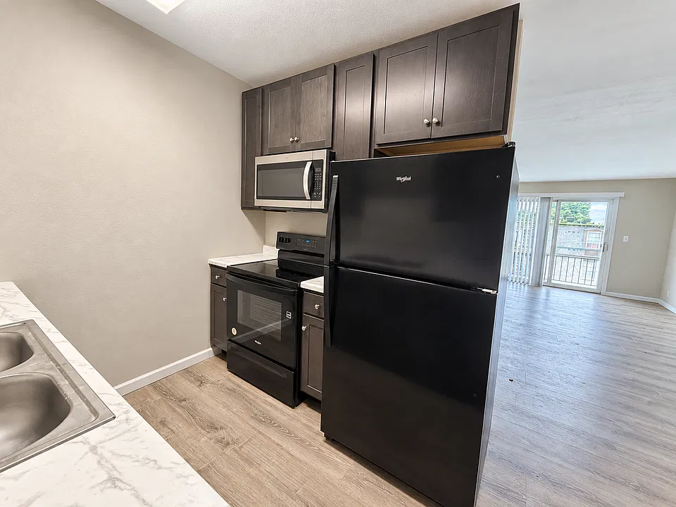 3408 Balboa Ln #34