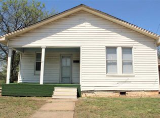 17 6th Ave NE, Ardmore, OK 73401