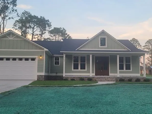 308 Dogwood Ave, Douglas, GA 31533