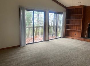 202 Aspen Ct #202, Winston Salem, NC 27106