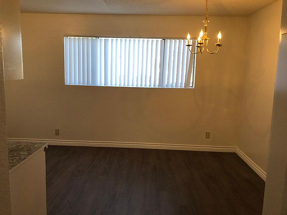 2nd image of 4029 Broadway Ave #12