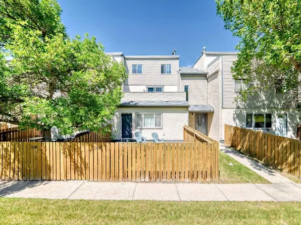 1540 S 29th St NW #209, Calgary, AB T2N 4M1