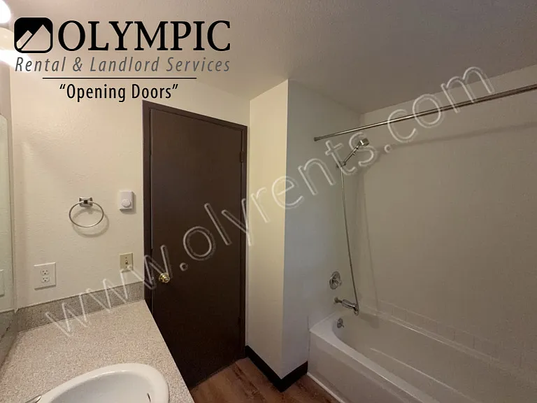 Upstairs Tub