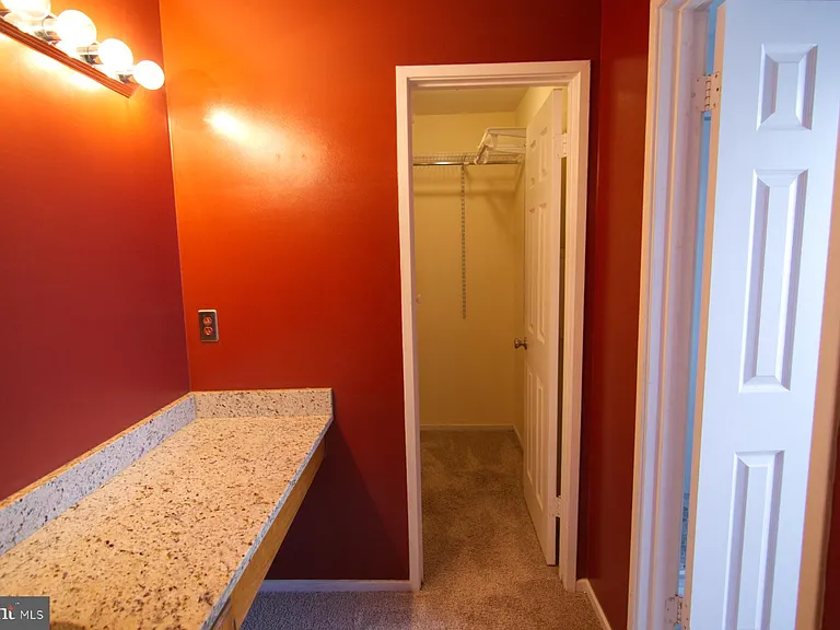 7718B Lexton Pl #102 — Photo 25