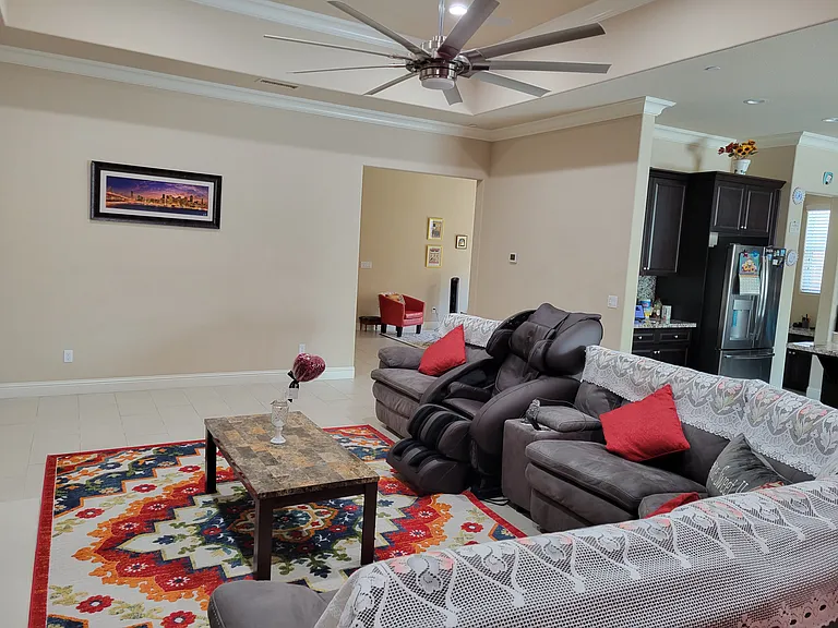 3300 Salem Ave — Photo 24
