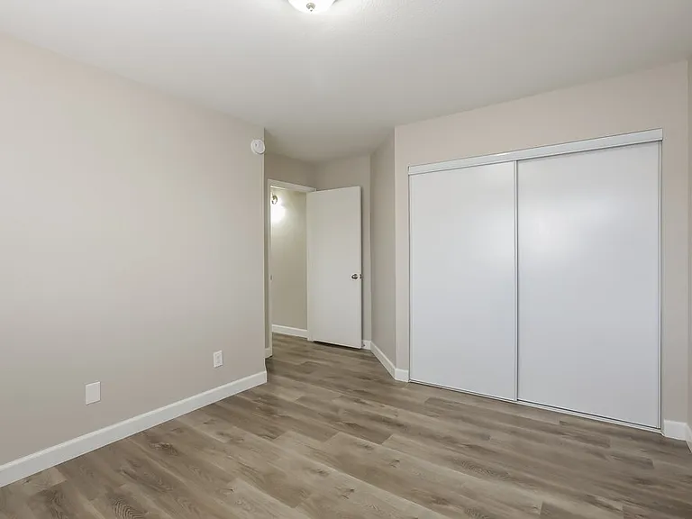 162 Mirador St — Photo 15