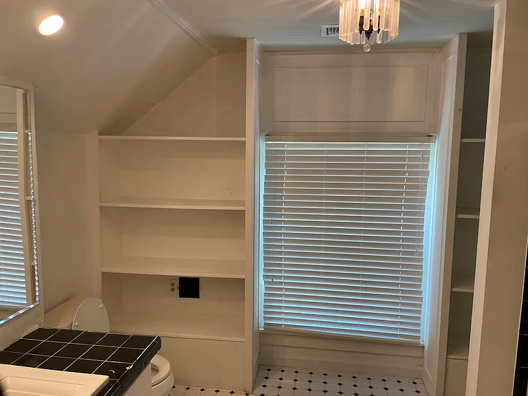 3008 S Cincinnati Ave — Photo 10