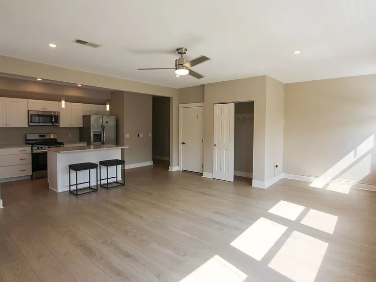 1119 S Braddock Ave — Photo 11