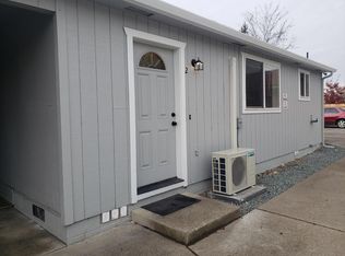 744 W 11th St #744.2, Medford, OR 97501
