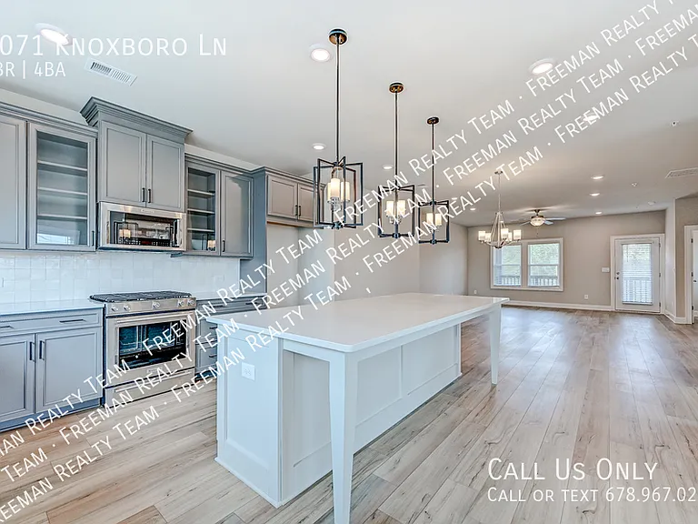 1071 Knoxboro Ln — Photo 8