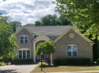 2410 Patrick Ln, Waukesha, WI 53188