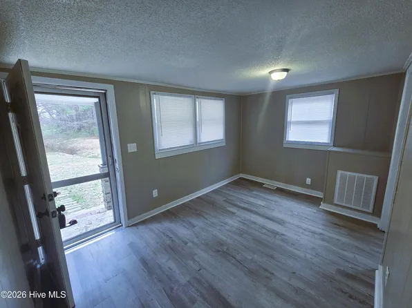 313 Jacobs St, Rocky Mount, NC 27804