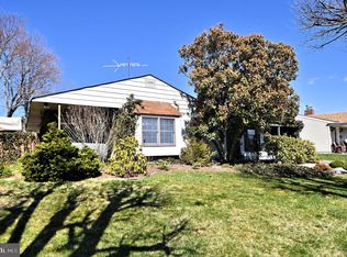 67 Jonquil Ln Levittown PA 19055 MLS PABU2064228 Zillow