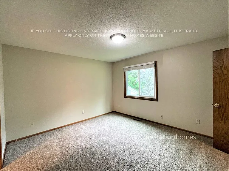 5325 W 140th St — Photo 13