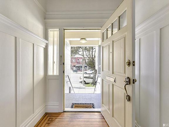 2nd image of 416 Arguello Blvd
