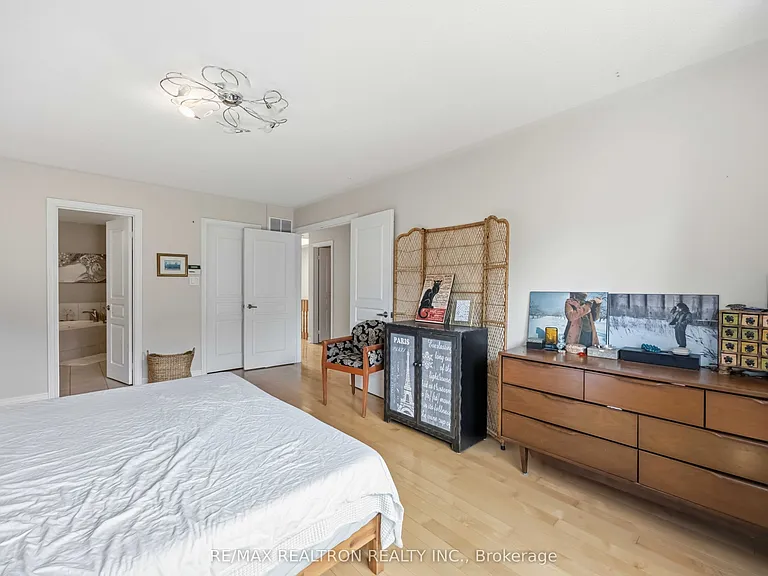 23 Amberty St — Photo 21