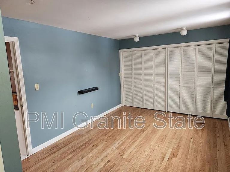 560 Rockland Ave #2 — Photo 2