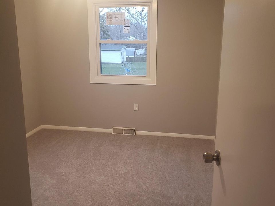 2nd image of 768 W Main St Rear 767
