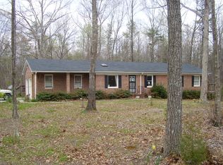 216 Whispering Wood Rd, Meherrin, VA 23954