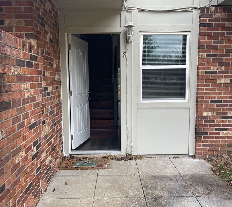 1st image of 315 N Westridge Dr #8