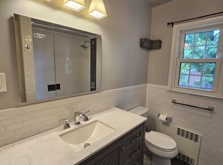 (Undisclosed Address), Yonkers, NY 10704