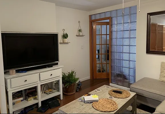 Rented by Charie Properties LLC | media 11