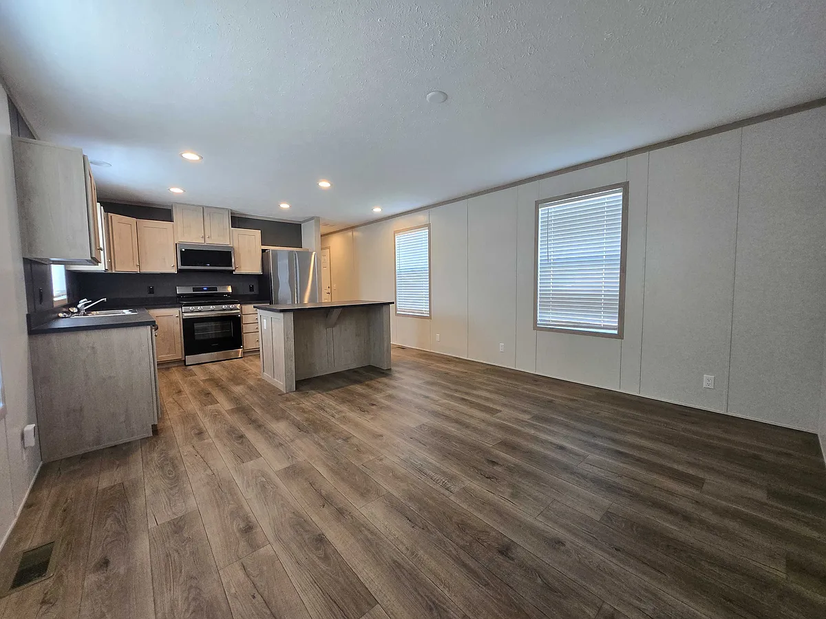 Building Photo - 29800 Guilford Cir #297