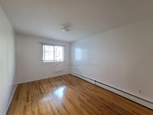 Rented by Bouklis Group | media 6