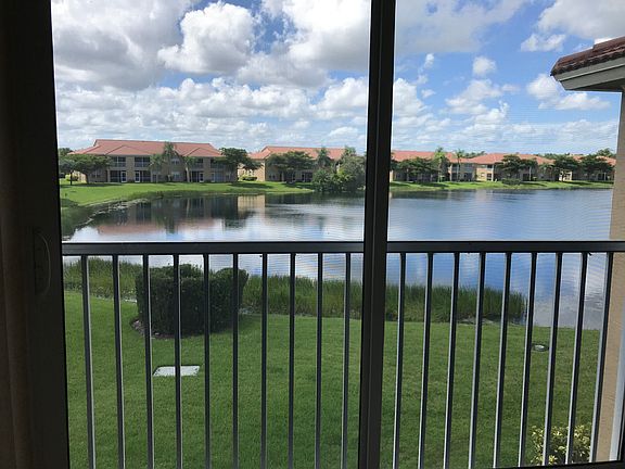 Lake and green space area