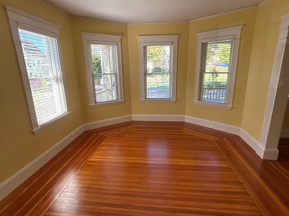 79 Curtis St, Somerville, MA 02144