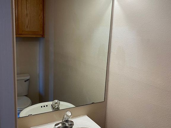 3rd image of 2200 N Carroll Blvd APT 4
